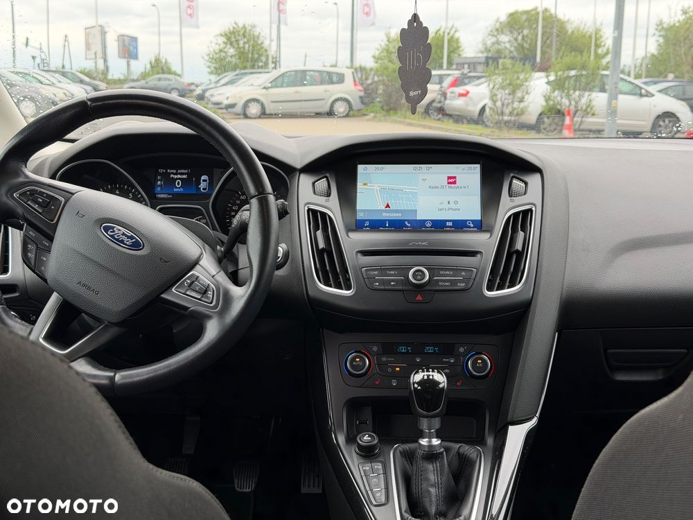 Ford Focus 1.0 EcoBoost Titanium ASS - 11