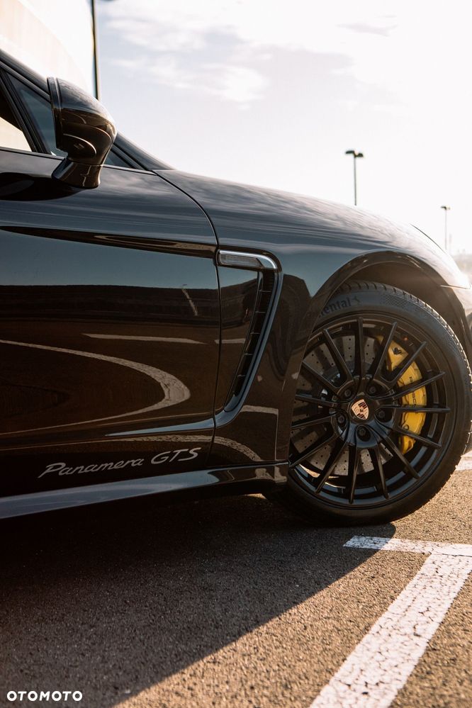 Porsche Panamera GTS - 2