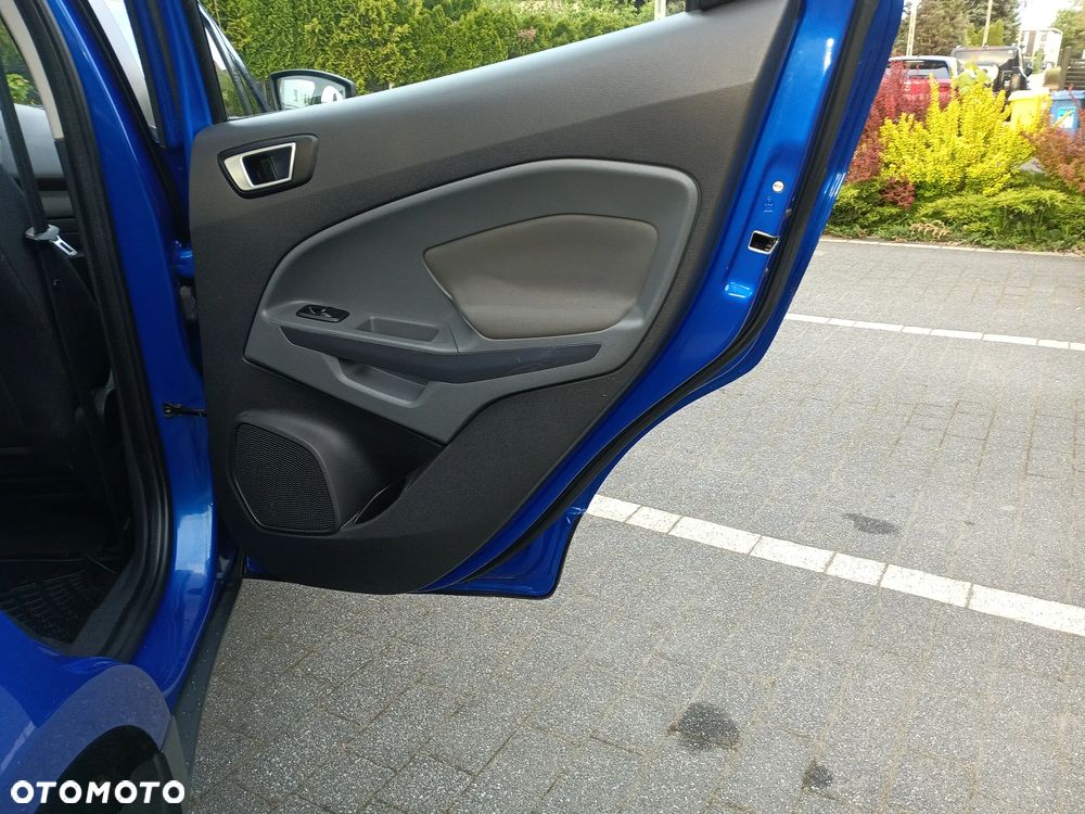 Ford EcoSport 1.5 TDCi TITANIUM - 17