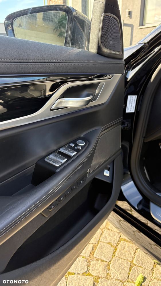 BMW Seria 7 750d xDrive sport - 11