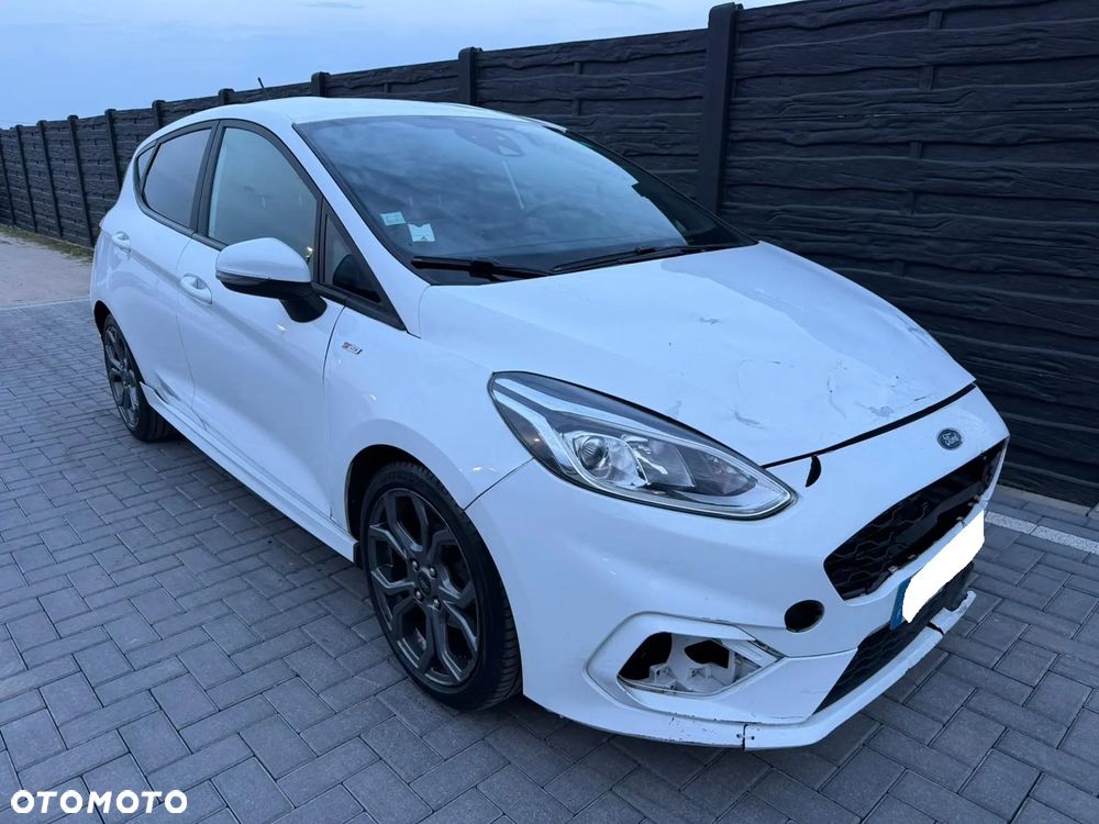 Ford Fiesta - 28