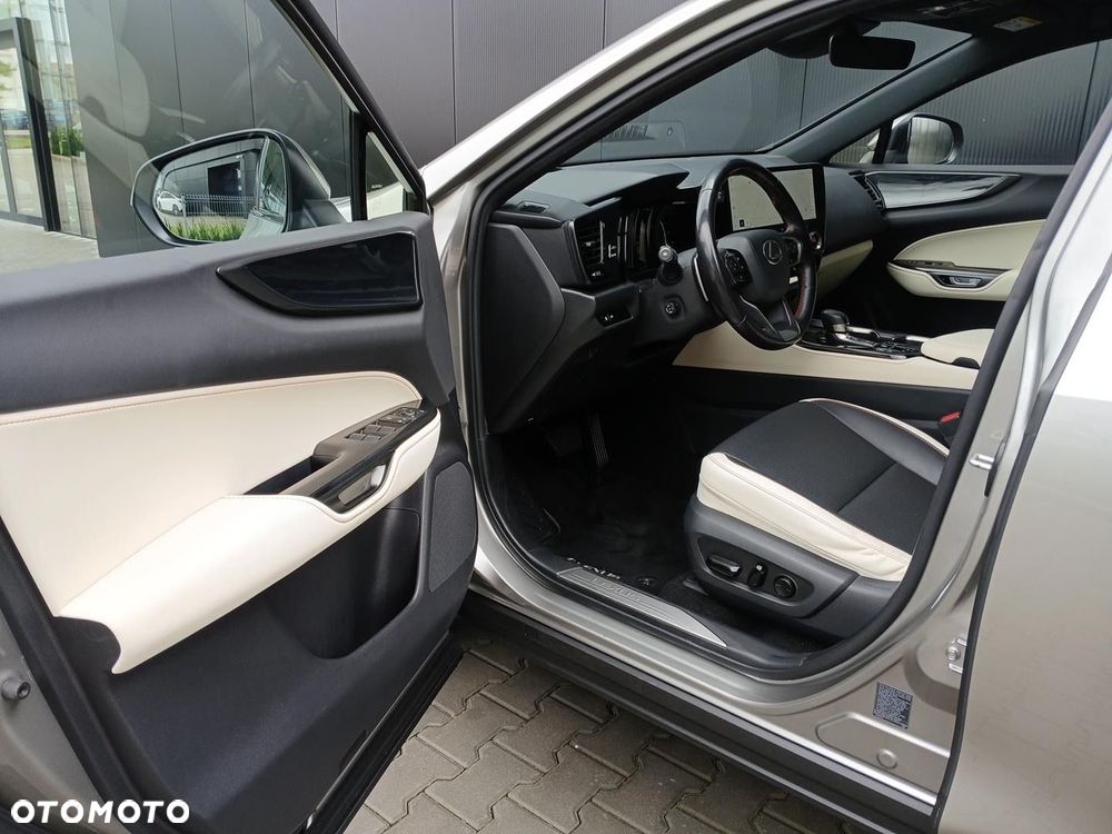 Lexus NX 350h Prestige AWD - 10