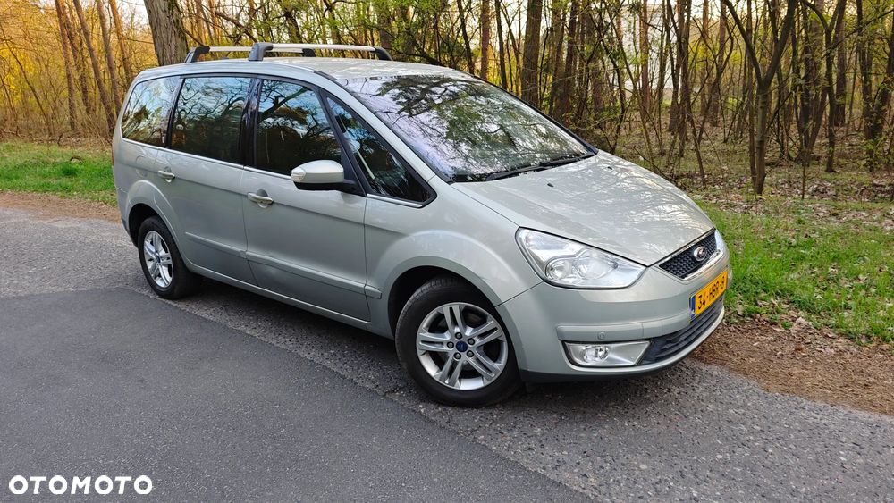 Ford Galaxy 2.0 Ghia - 26