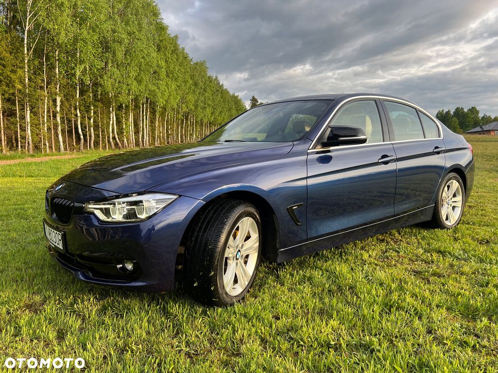 BMW Seria 3 330i xDrive Sport Line - 3