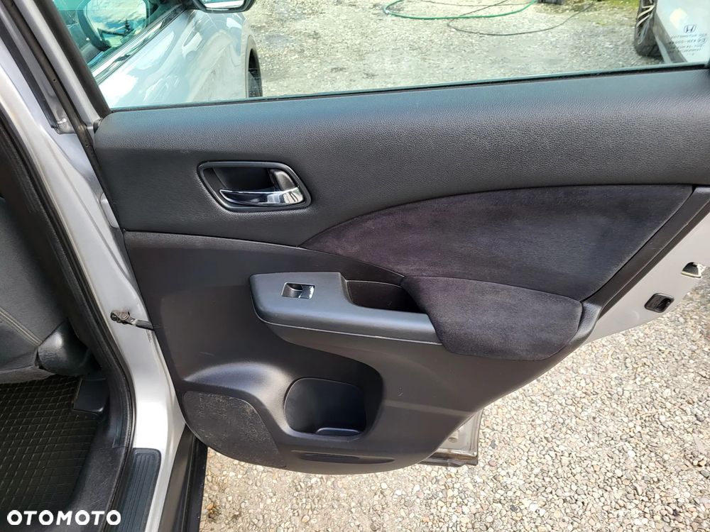 Honda CR-V 2.0i-VTEC 2WD Comfort - 22