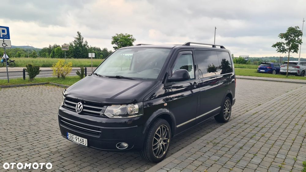 Volkswagen Multivan - 2