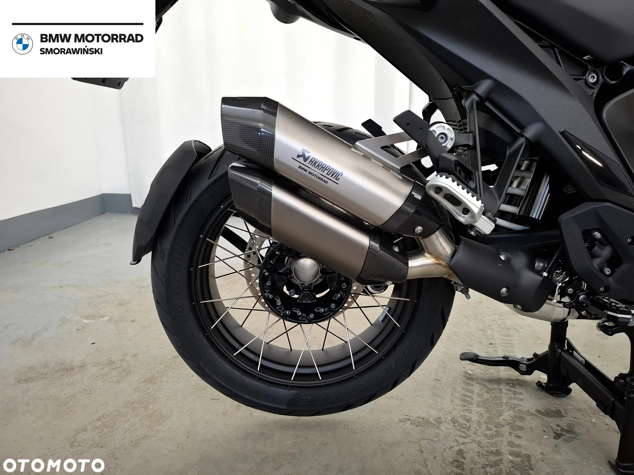 BMW R - 12