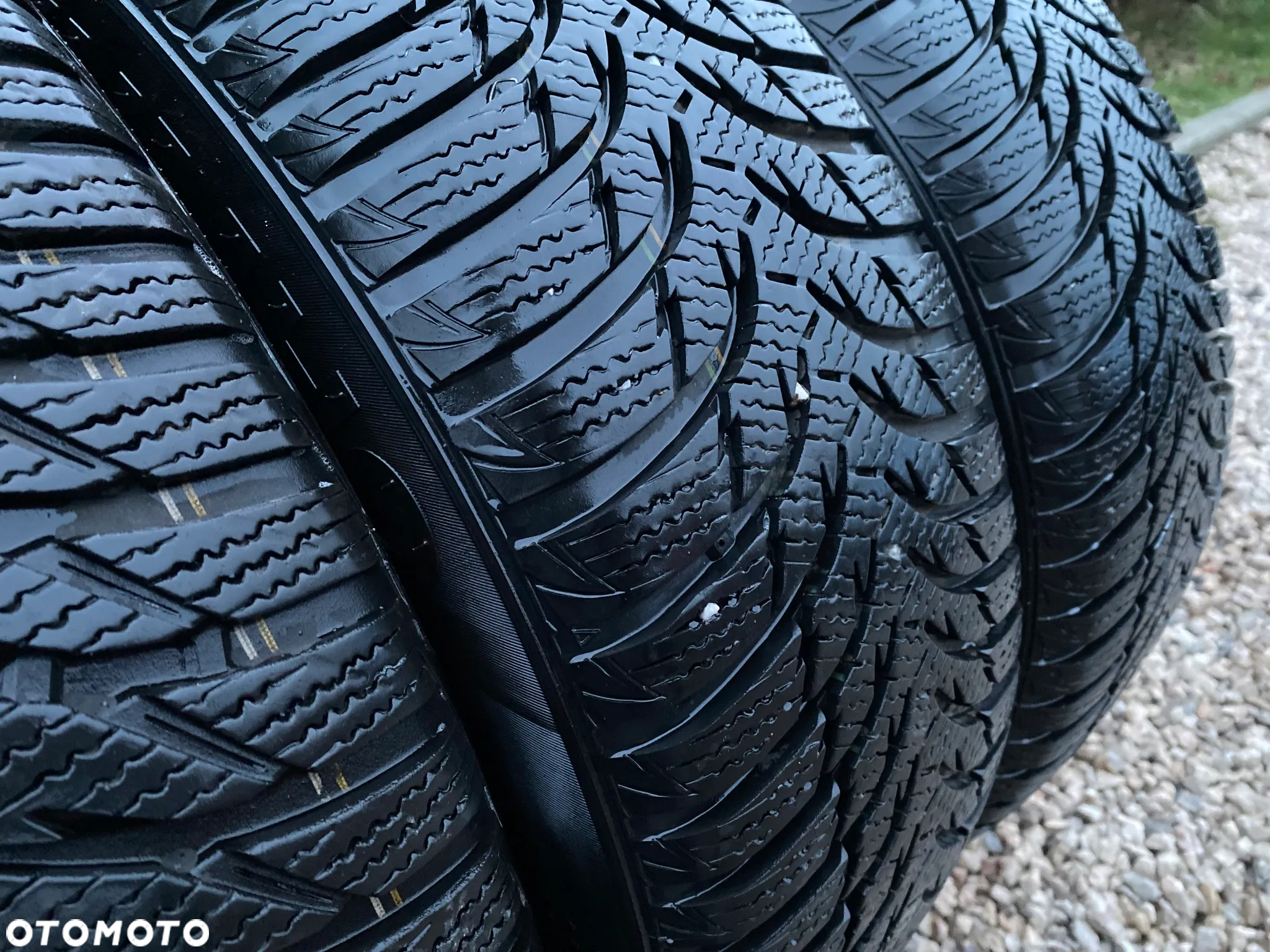 Opel Astra H Zafira Felgi strukturalne z oponami Koła 16" 5X110 6,5Jx16H2 ET39 - 23