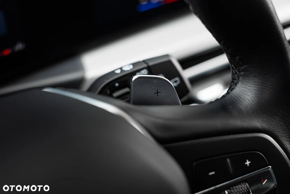 BMW Seria 3 318i - 29