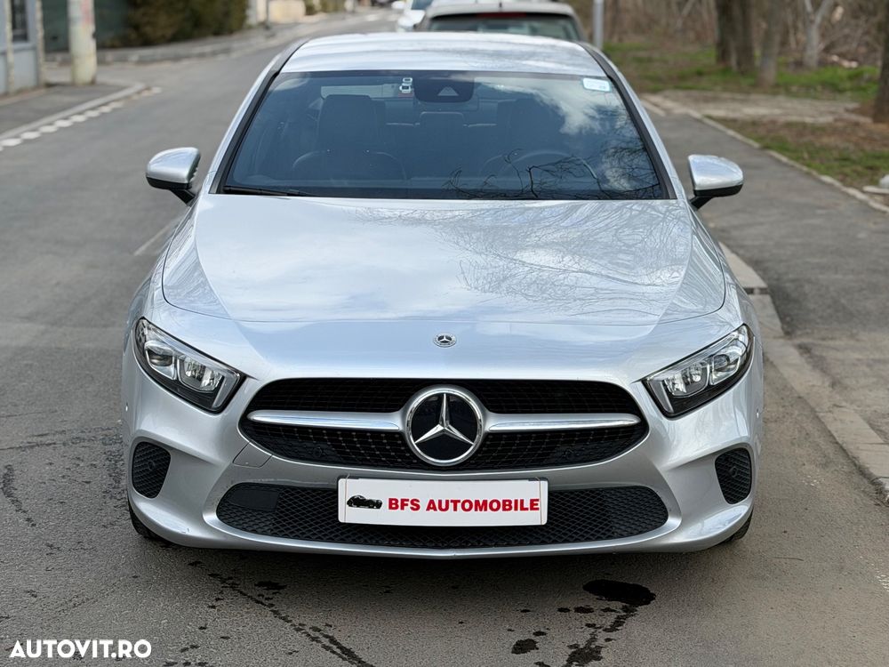 Mercedes-Benz A 180 Sedan 7G-DCT - 1