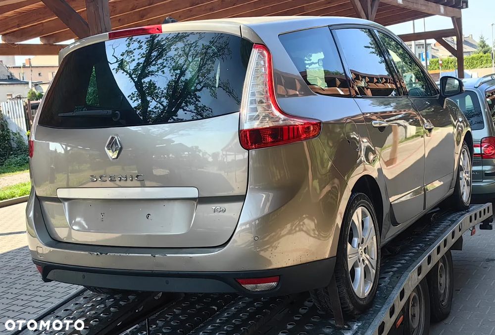 Renault Scenic - 2