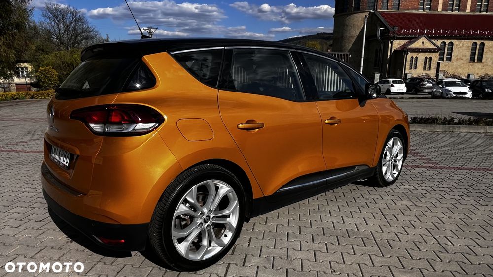 Renault Scenic ver-1-2-tce-energy-zen - 4