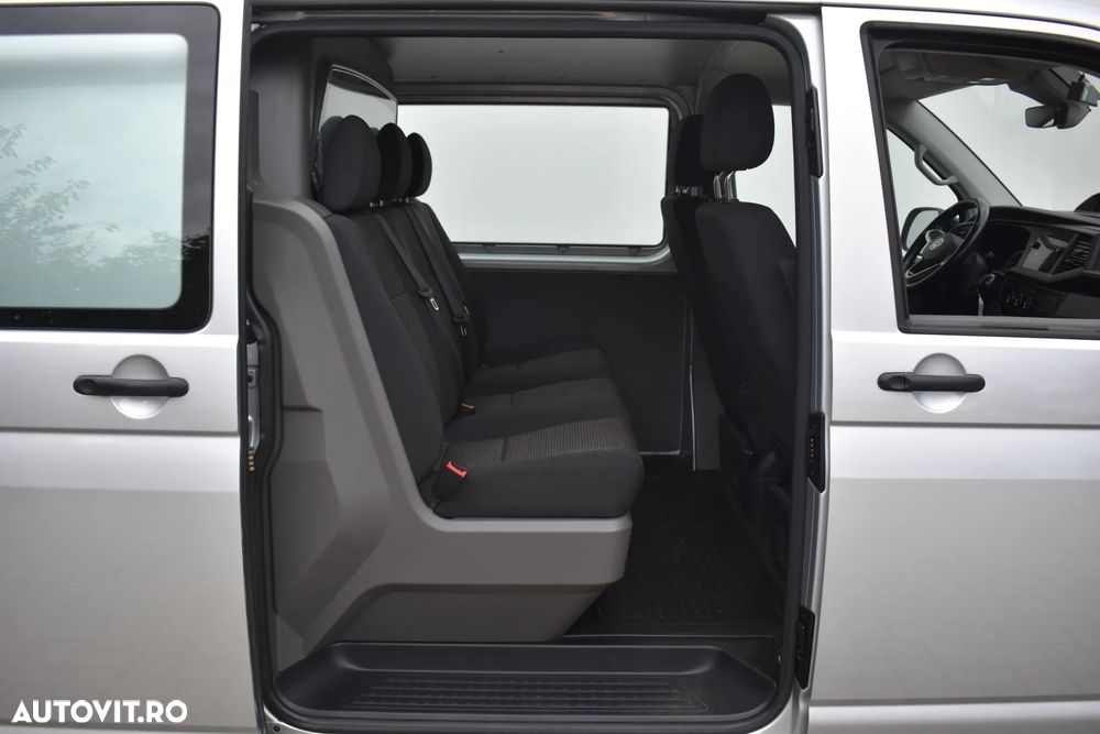 Volkswagen Transporter Kombi TDI Lang DSG - 11