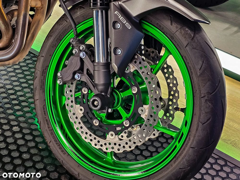 Kawasaki Z 900 - 8