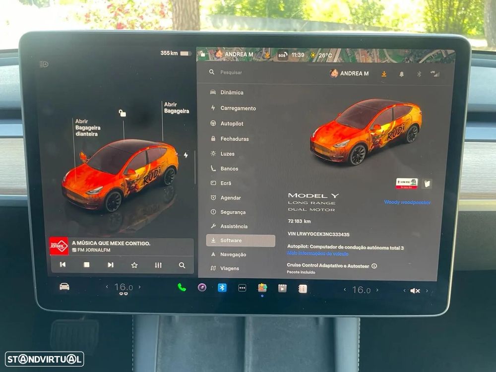 Tesla Model Y Long Range Dual Motor AWD — fotografia 24