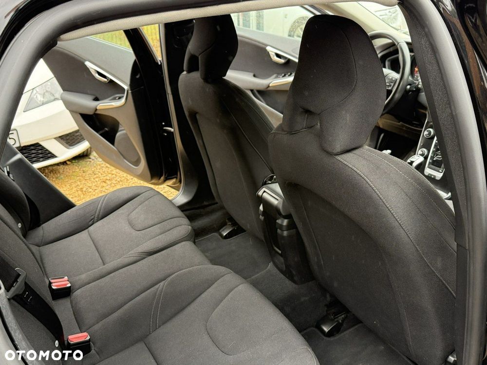 Volvo V40 - 21