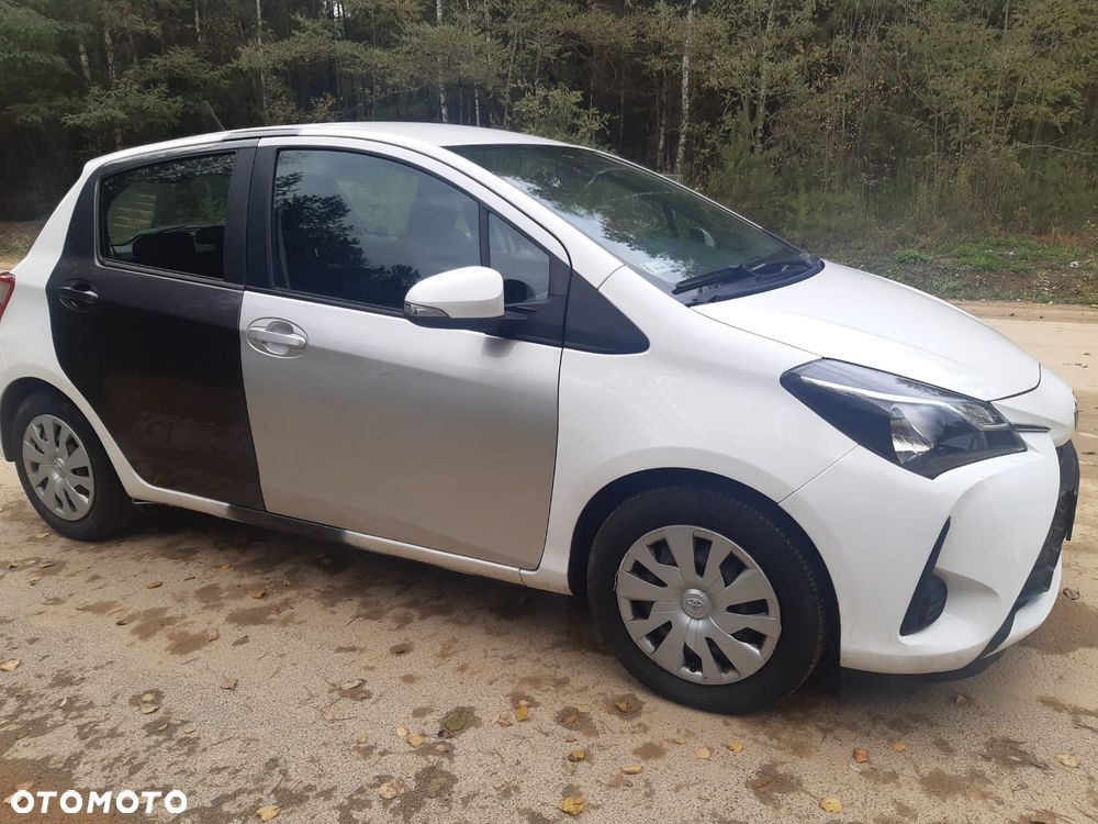 Toyota Yaris - 6