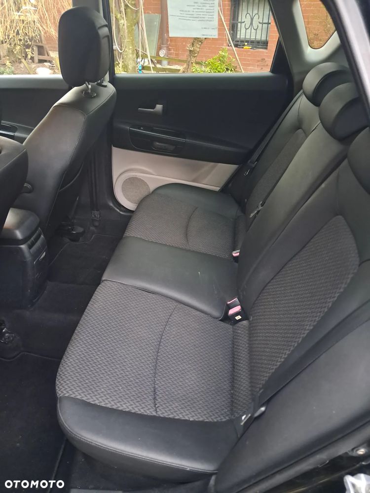 Kia Ceed - 4
