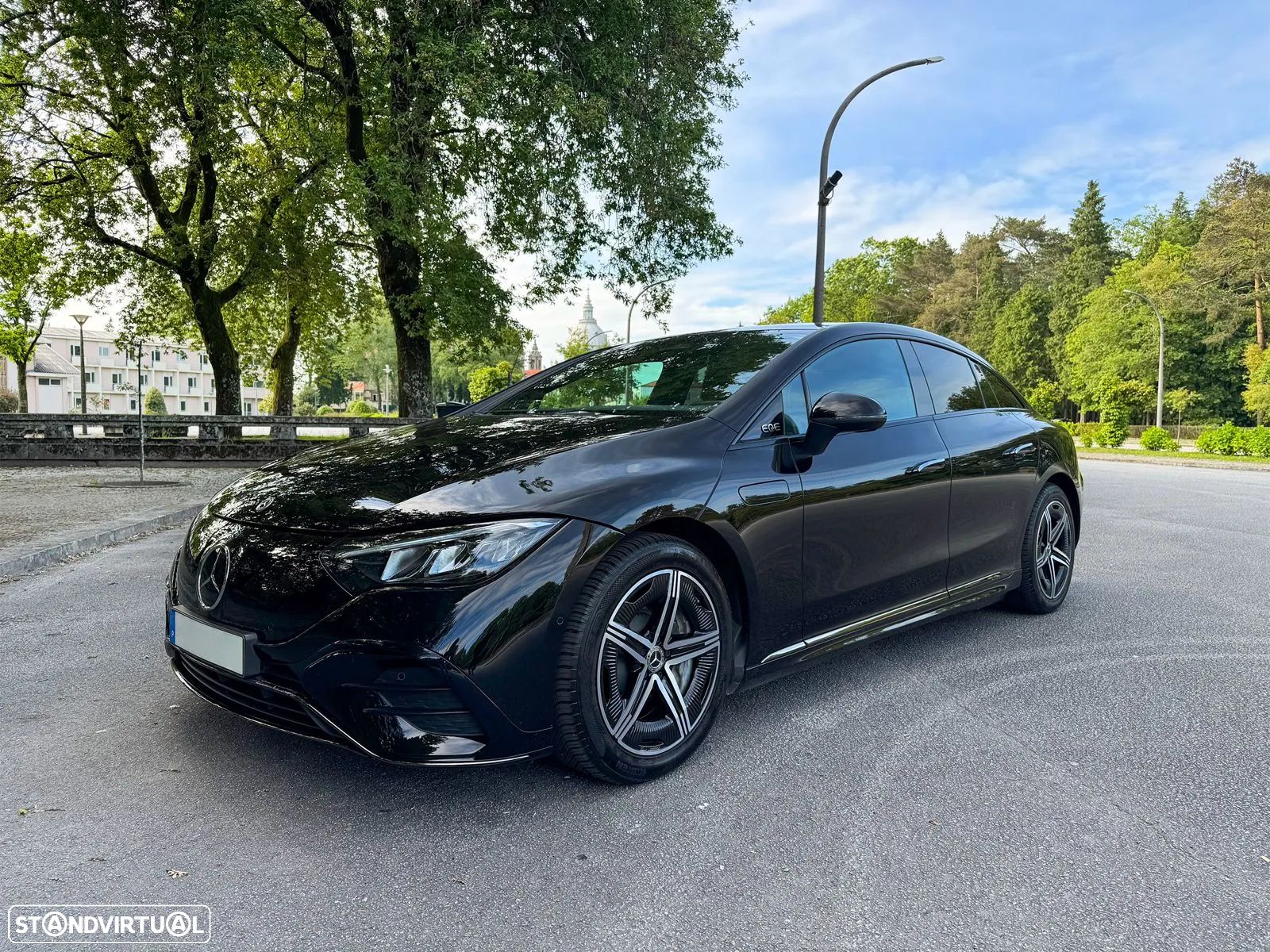 Mercedes-Benz EQE 300 AMG Line - 1