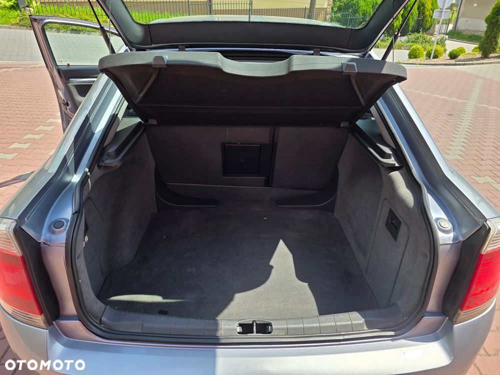 Opel Vectra 1.8 Edition - 32