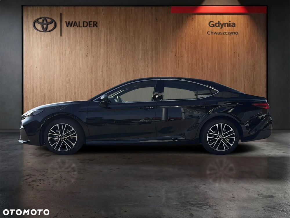 Toyota Camry 2.5 Hybrid Dynamic Force Executive e-CVT - 2
