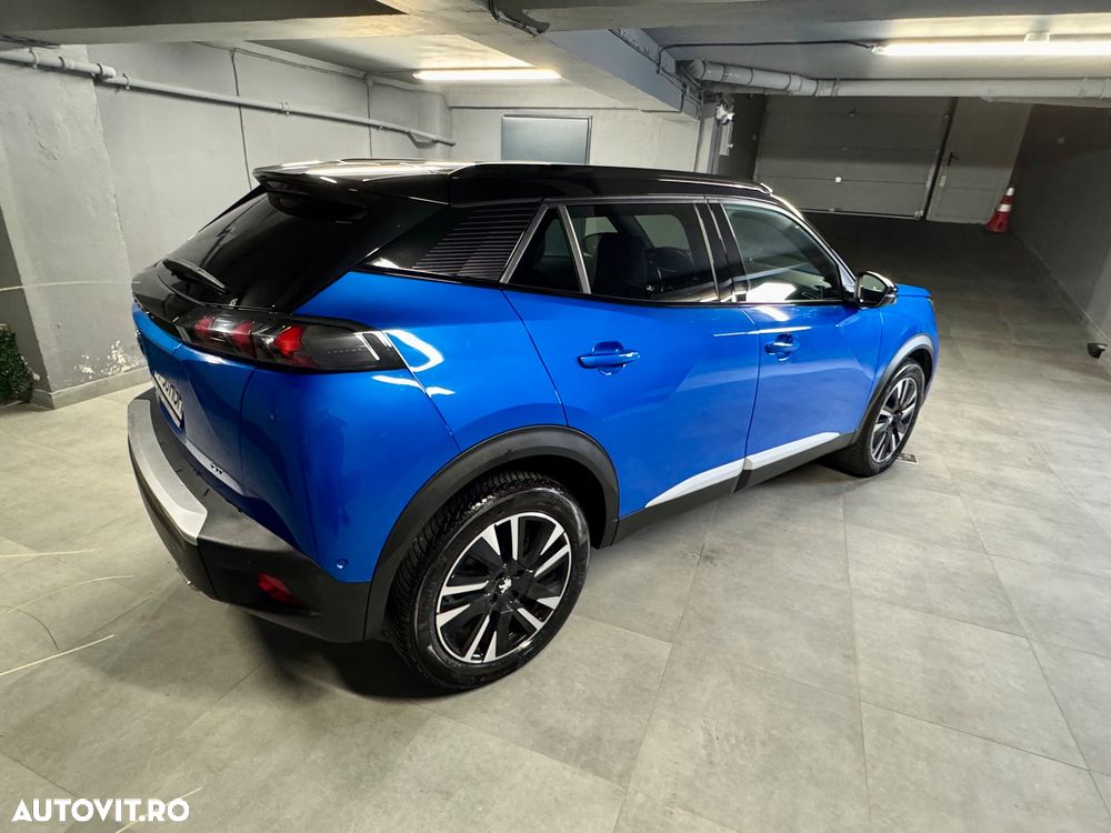 Peugeot 2008 1.2 PureTech EAT8 STT GT - 4