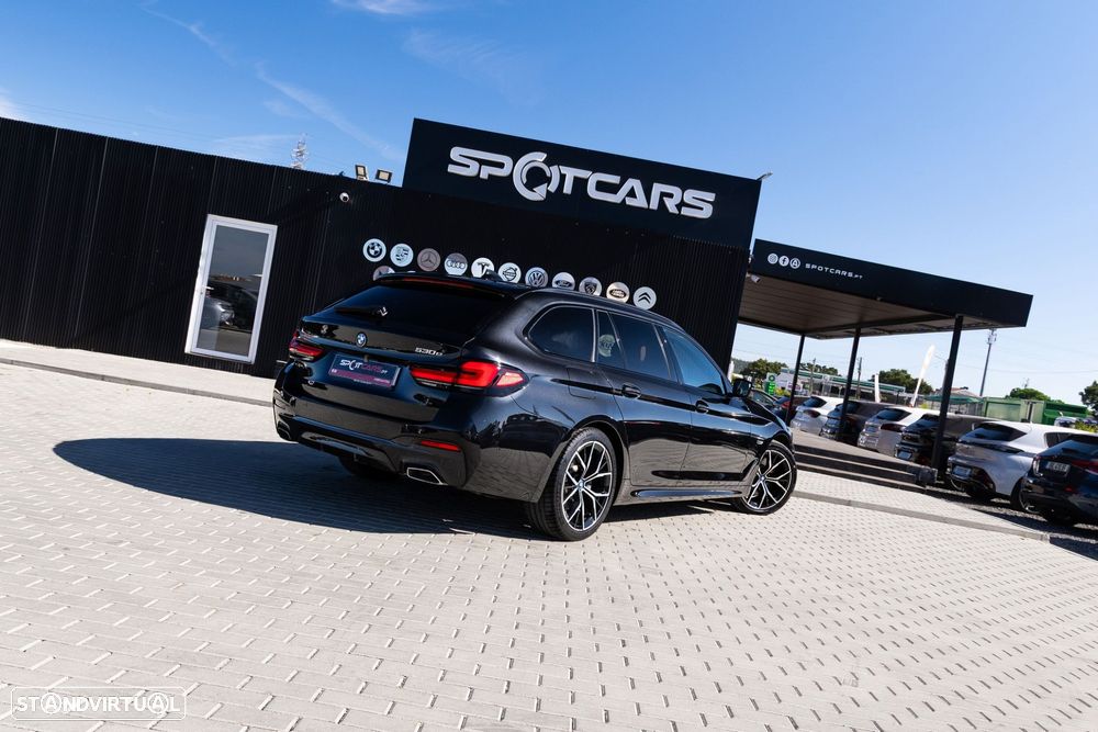 BMW 530 e Pack Desportivo M - 9