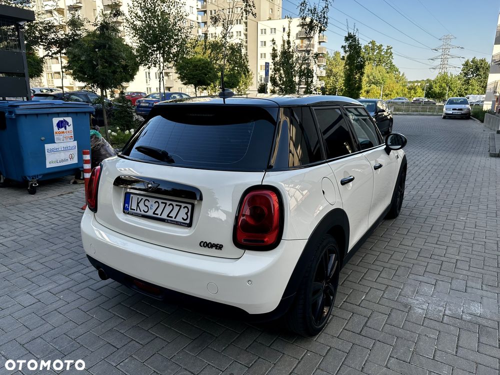 MINI Cooper Standard - 5