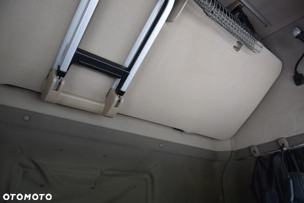 Scania R520 V8 / EURO 6 / FULL AIRMATIC / RETARDER / KLIMATYZACJA / ACC / 2 ZBIORNIKI PALIWA / ALUFELGI / LEDY / FULL SPOILERY / WERSJA PREMIUM / SPROWADZONA - 27