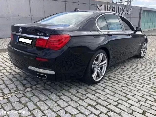 BMW 740 d Pack M - 16