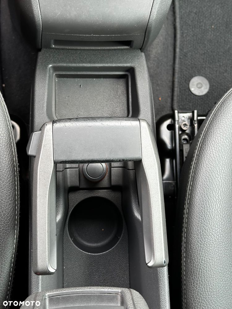 Opel Zafira 1.6 Cosmo - 26