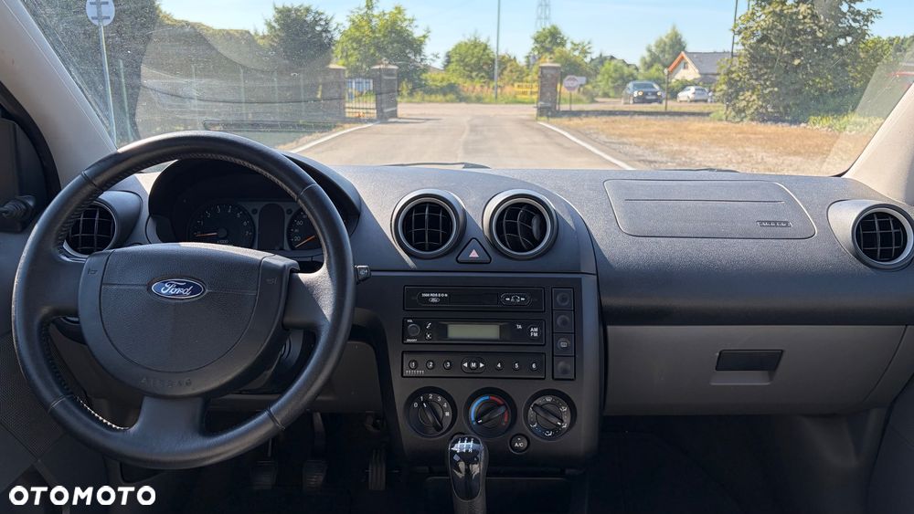 Ford Fiesta 1.4 - 13