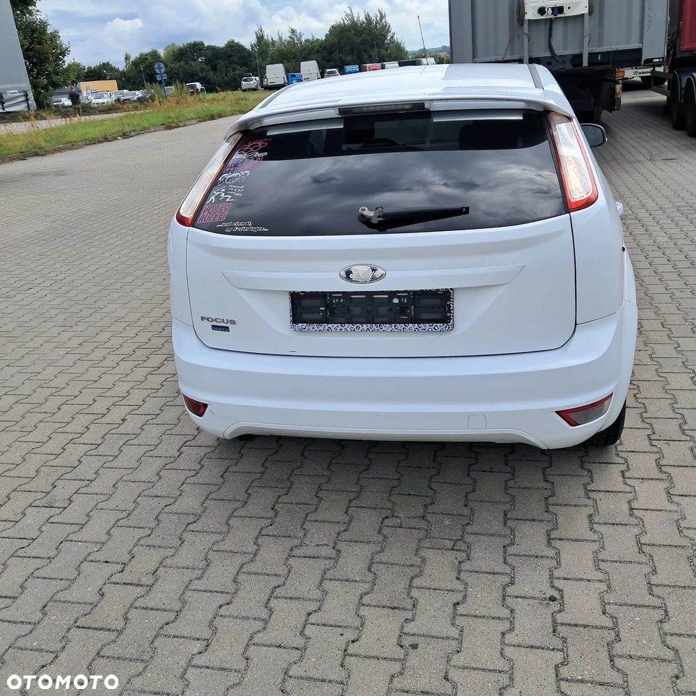 Ford Focus - 22
