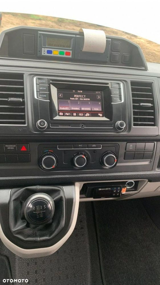 Volkswagen Transporter - 12