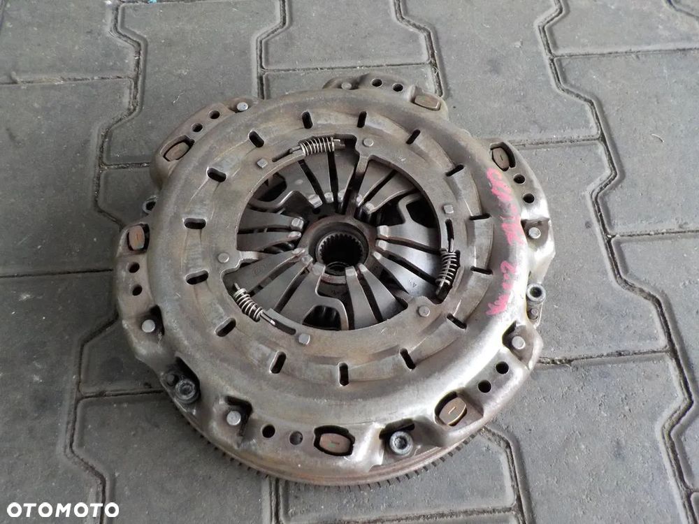 VW CRAFTER 2.5 TDI KOŁO DWUMASOWE SPRZĘGŁO - 2