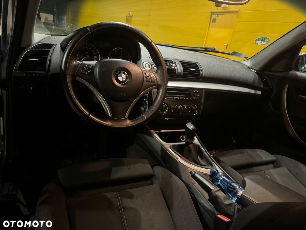 BMW Seria 1 - 17