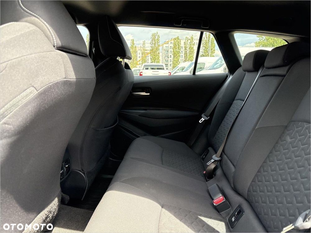 Toyota Corolla 2.0 Hybrid Comfort - 6