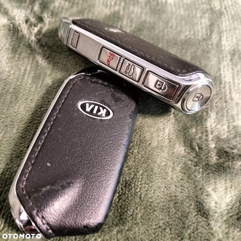 Kia Stinger - 17