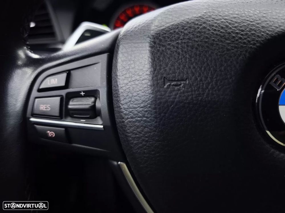 BMW 520 d Auto - 26