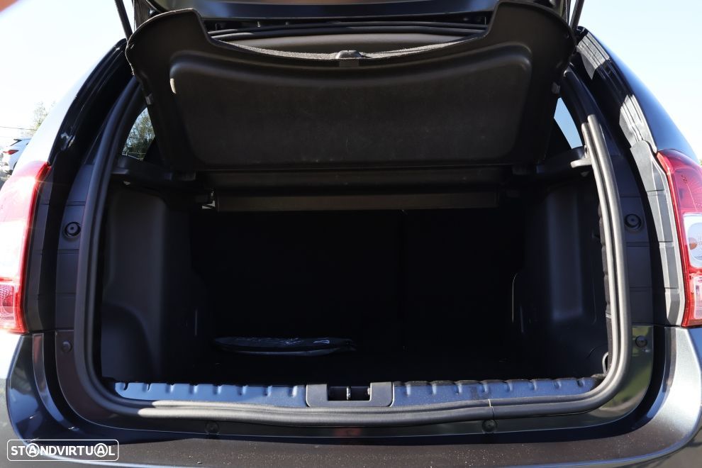 Dacia Duster 1.5 dCi Prestige - 17