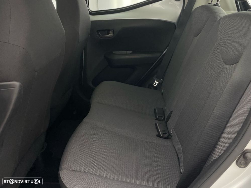 Toyota Aygo 1.0 - 12