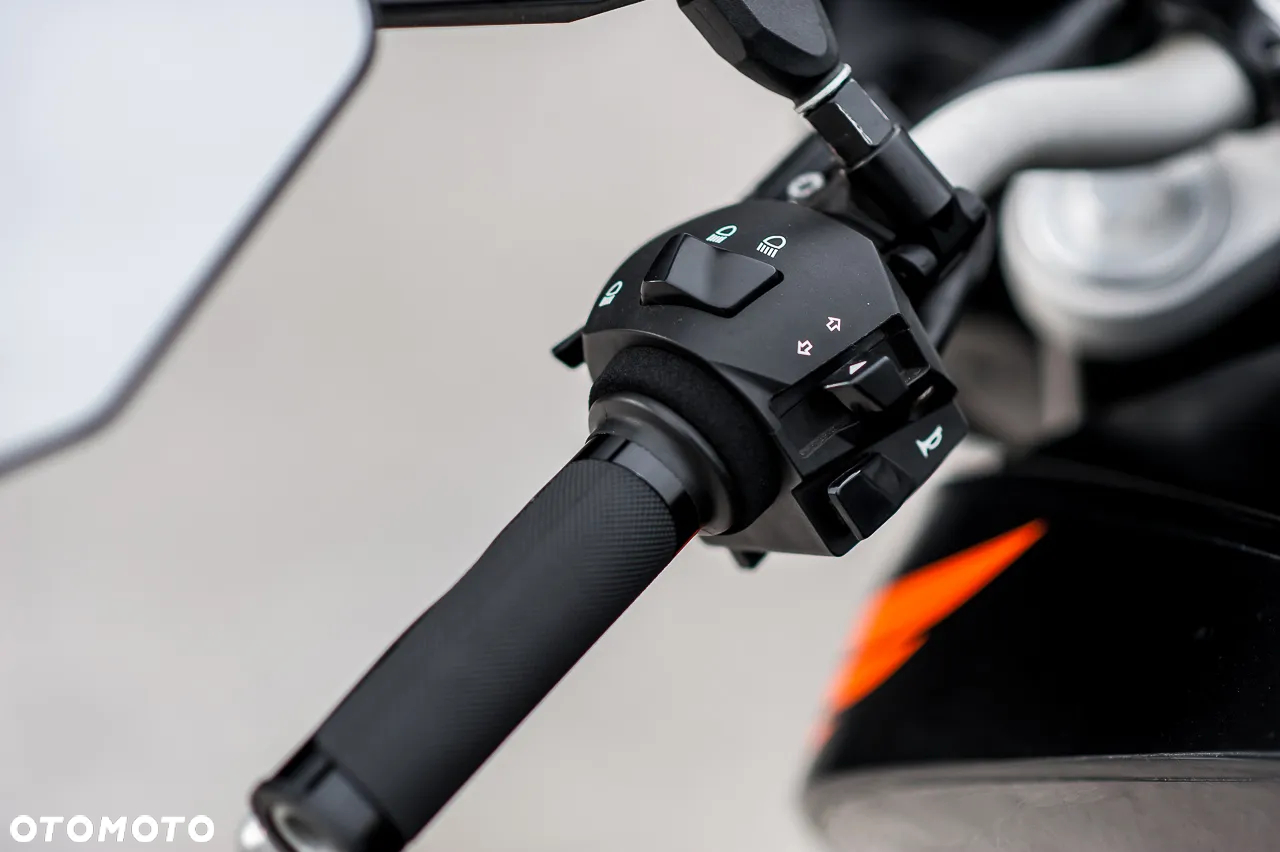 KTM Duke - 18