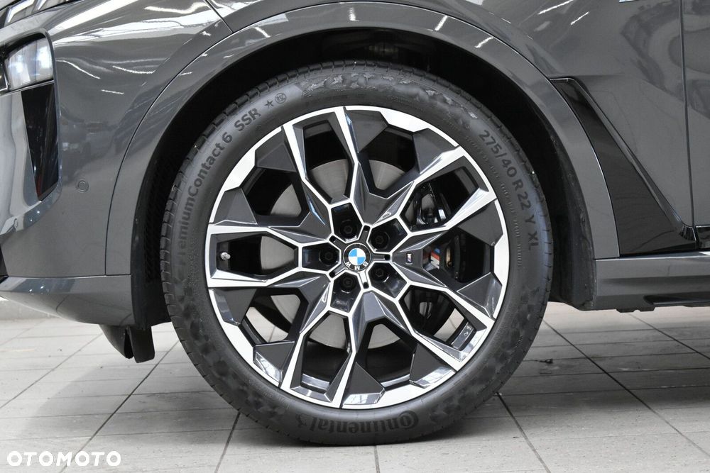 BMW X7 - 7