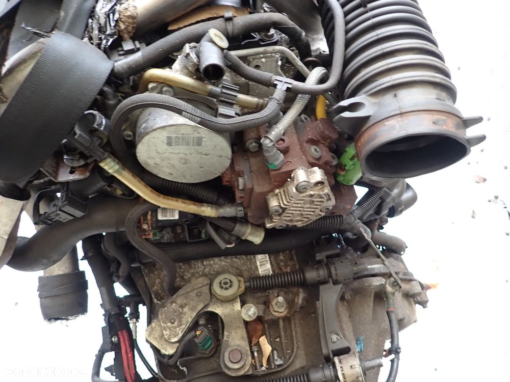 SILNIK RENAULT  M9R B610  2.0 DCI - 6