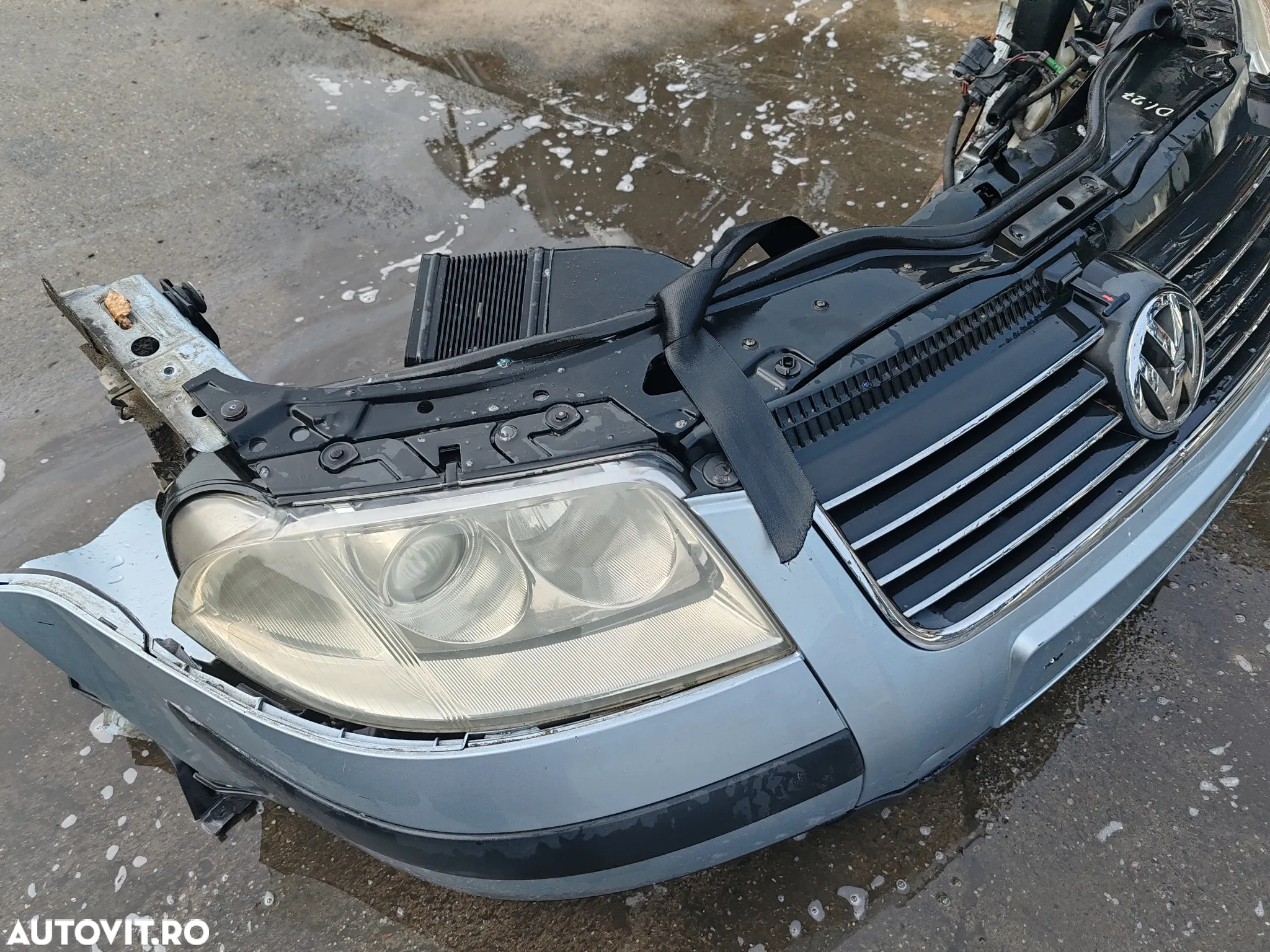 FATA COMPLETA PENTRU VOLKSWAGEN PASSAT B5.5 2004 - 2