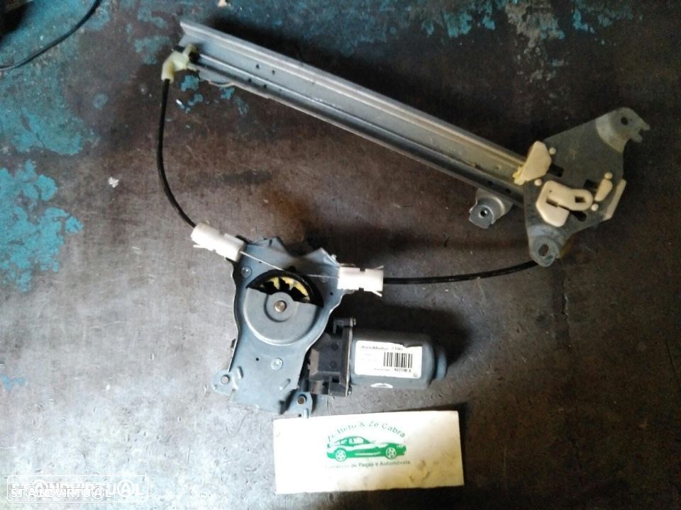 NISSAN QASHQAI J10 ELEVADOR TRAS DTO - 1