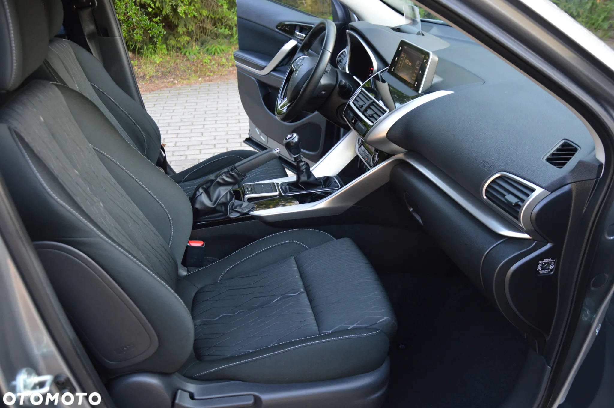 Mitsubishi Eclipse Cross 1.5 T Intense - 13