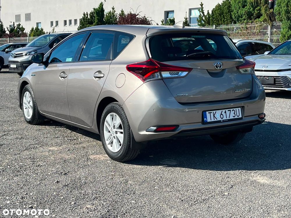 Toyota Auris - 2