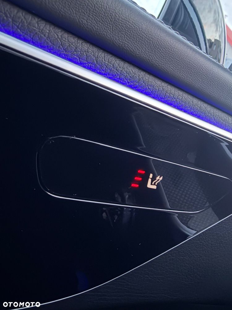 Mercedes-Benz Klasa C 220 d 9G-TRONIC AMG Line - 29
