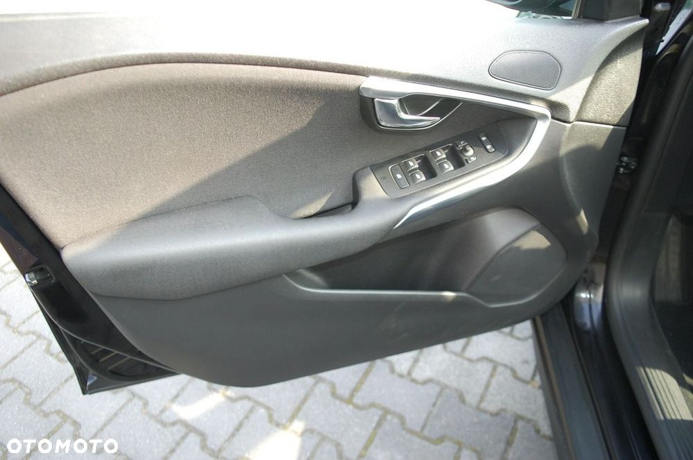 Volvo V40 - 30